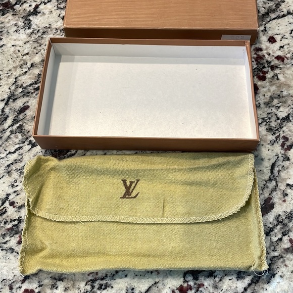 Louis Vuitton Wallet Box - Picture 6 of 6